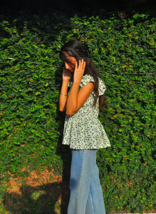 Women’s White Floral Print Short Kurti - Shreevaan